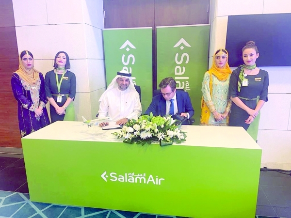 SalamAir inks MoU to purchase 12 Embraer jets