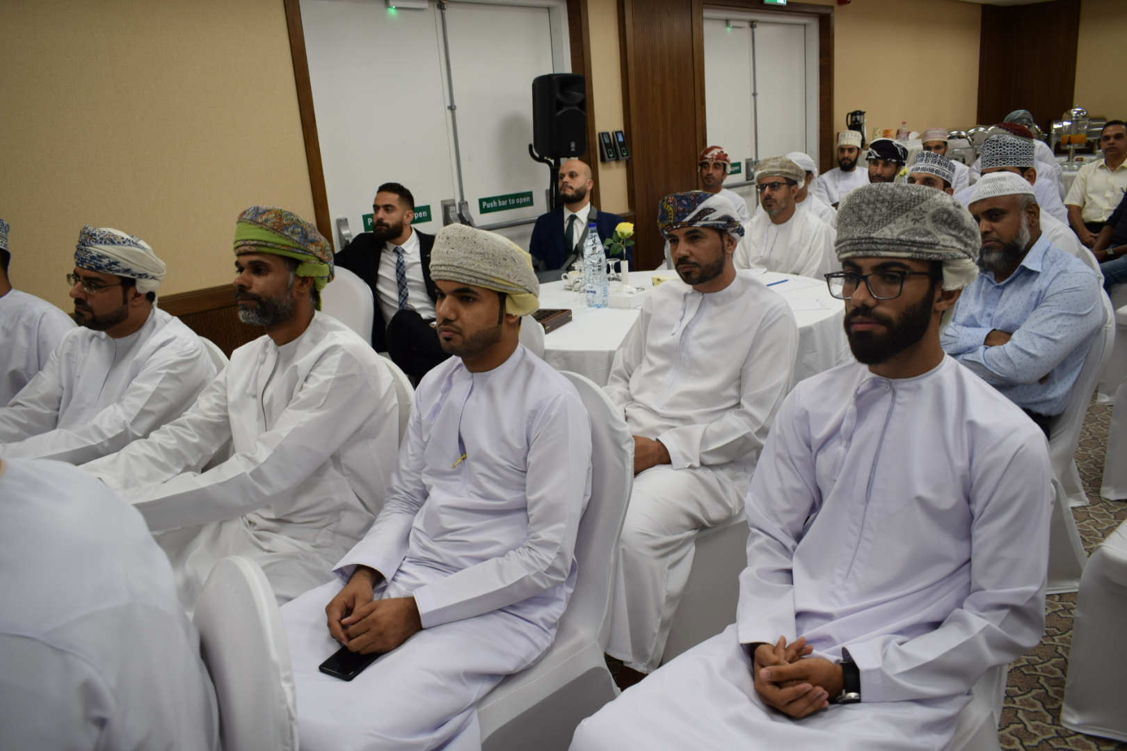 الجمعية الصيدلانية العُمانية تنظّم حلقة عمل حول نادي الصيدلة بمحافظة الظاهرة