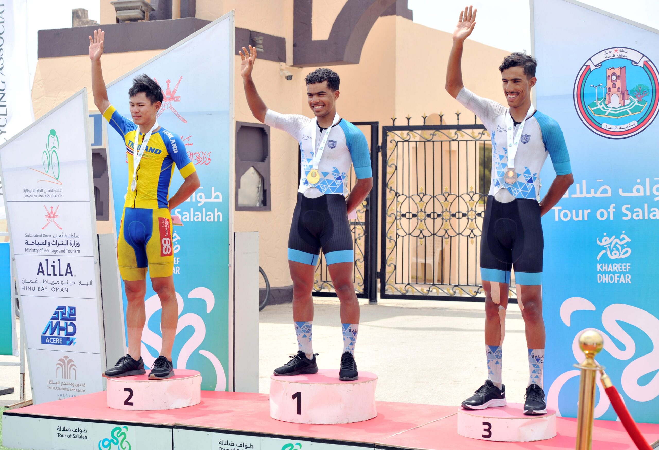 6321c040ac4dd scaled