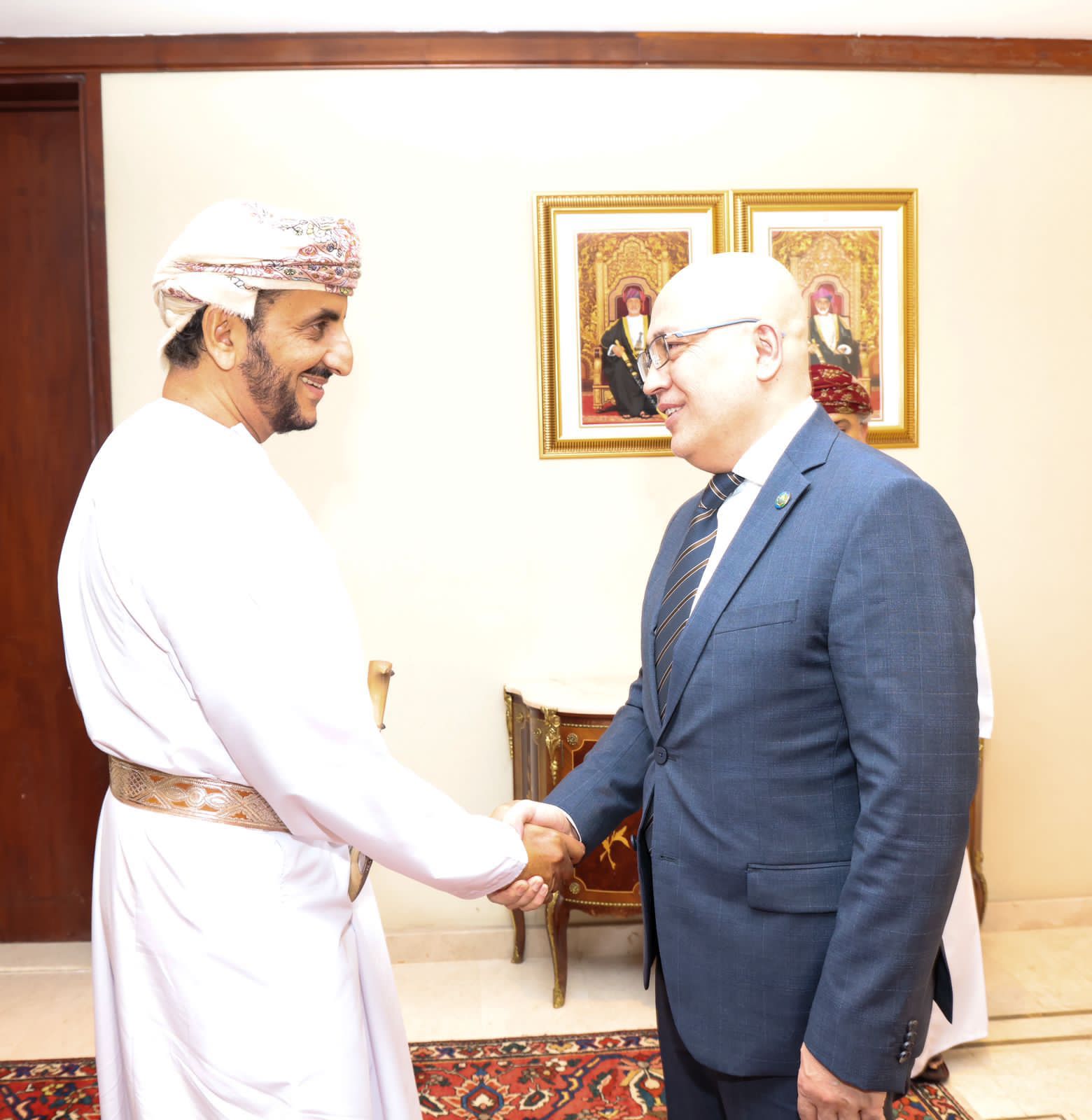 جلسة مشاورات سياسية بين سلطنة عُمان وأوزبكستان