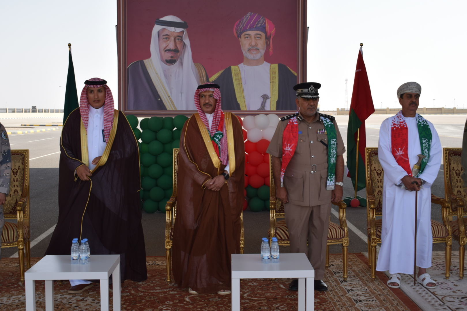 منفذ الربع الخالي الحدودي يحتفل باليوم الوطني الـ 92 للمملكة العربية السعودية 1 منفذ الربع الخالي الحدودي يحتفل باليوم الوطني الـ 92 للمملكة العربية السعودية