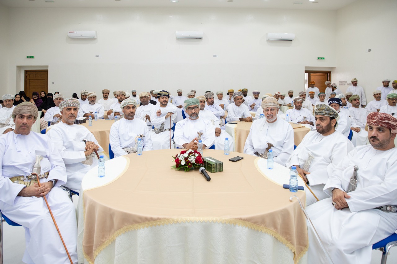 بنحو 3 ملايين ريال عُماني.. توقيع اتفاقية تمويل حديقة صور العامة