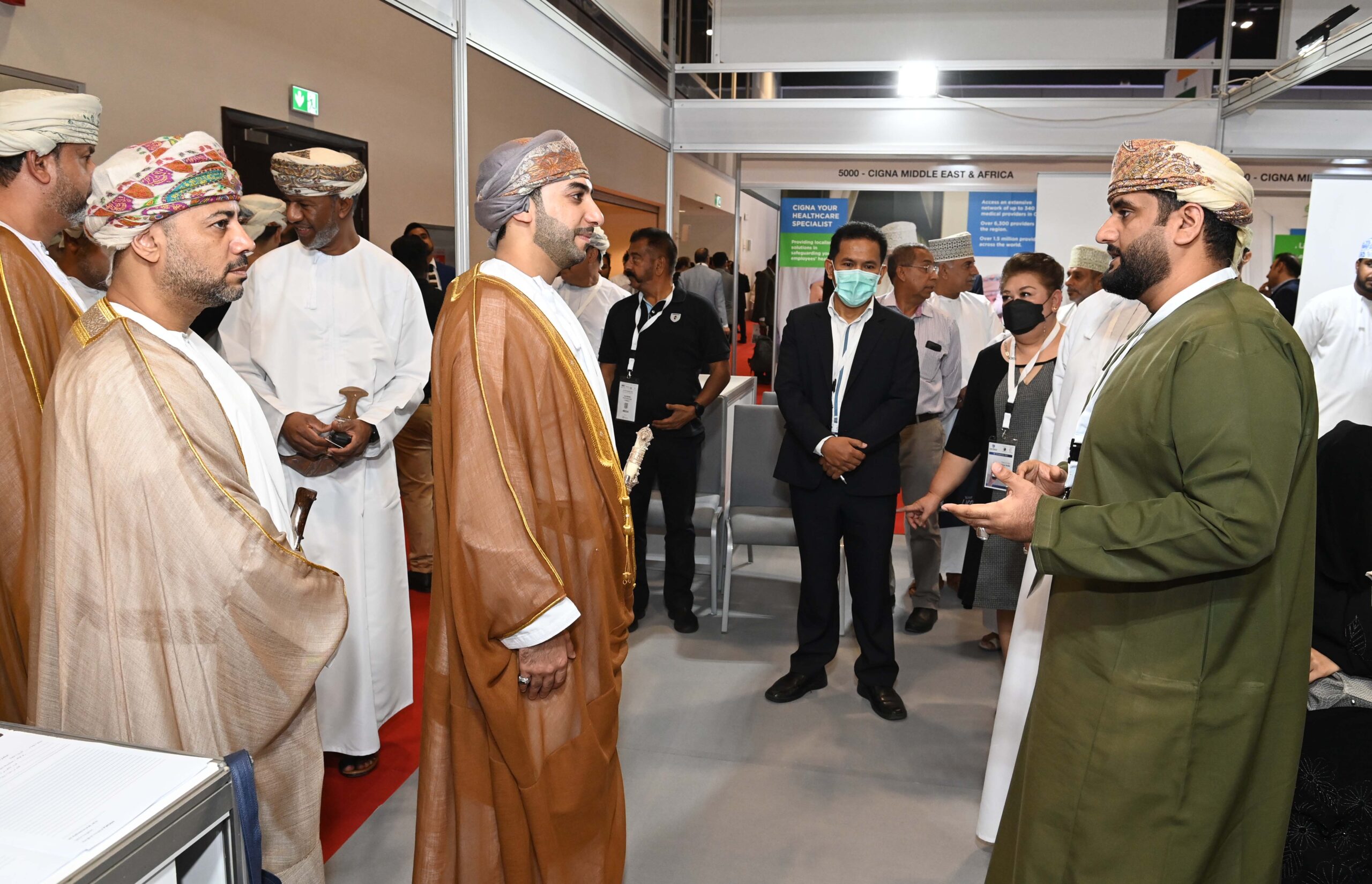 بدء أعمال معرض ومؤتمر عُمان للصحة 6 63316d6f6f546 scaled