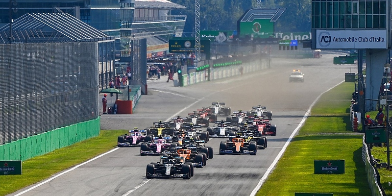 فريق فيراري يفوز في فترتي التجارب الحرة لجائزة إيطاليا الكبرى