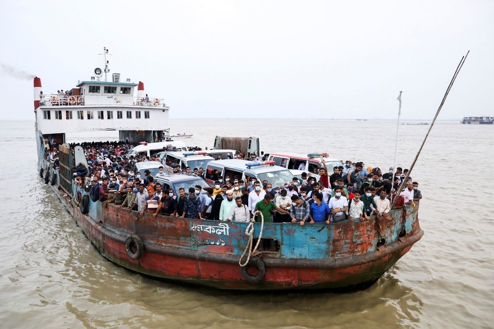ارتفاع ضحايا انقلاب قارب في بنجلاديش إلى 41 شخصًا