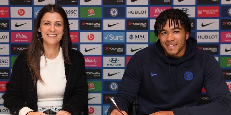 تشيلسي يمدد عقد مدافعه ريس جيمس إلى غاية 2028