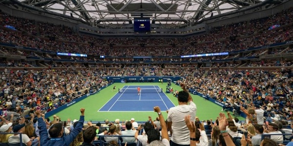 كولينز تفوز على كورنيه في بطولة أمريكا المفتوحة للتنس