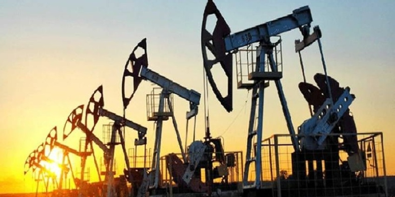 ارتفاع أسعار العقود الآجلة لخام برنت وخام غرب تكساس الوسيط الأمريكي