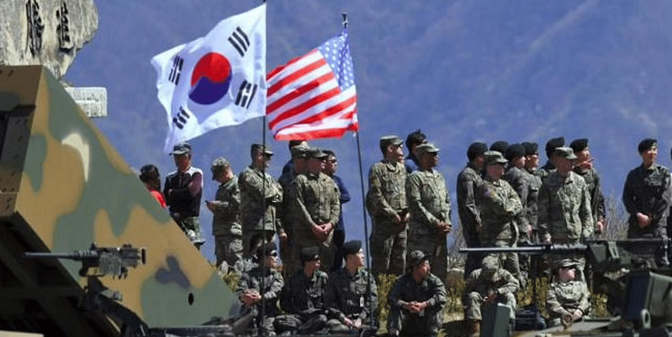 تدريبات كورية أمريكية ويابانية للغواصات في بحر الشرق