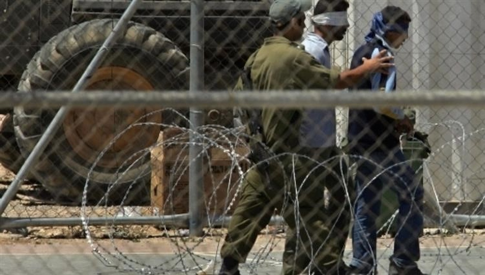30 أسيرًا فلسطينيًّا يبدؤون غدًا إضرابًا عن الطعام بسجون الاحتلال 1 30 أسيرًا فلسطينيًّا يبدؤون غدًا إضرابًا عن الطعام بسجون الاحتلال
