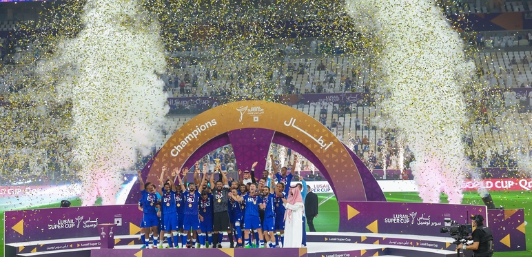 الهلال السعودي يتوج بكأس “السوبر المصري السعودي” لكرة القدم