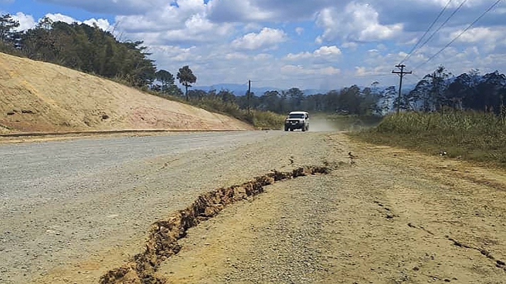 مصرع 3 أشخاص وإصابة عدد آخر جراء زلزال في بابوا غينيا الجديدة