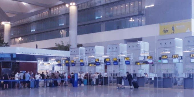 إسبانيا: إلغاء 610 رحلات جوية بسبب سوء الطقس في جزر الكناري