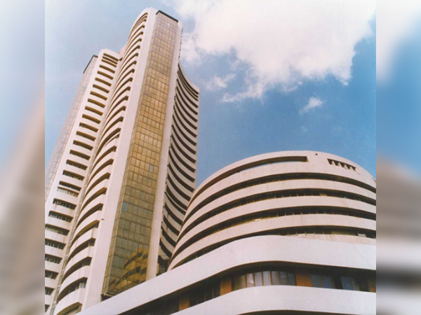 Sensex jumps 685 points; Infosys, HDFC Bank, HCL Technologies soar