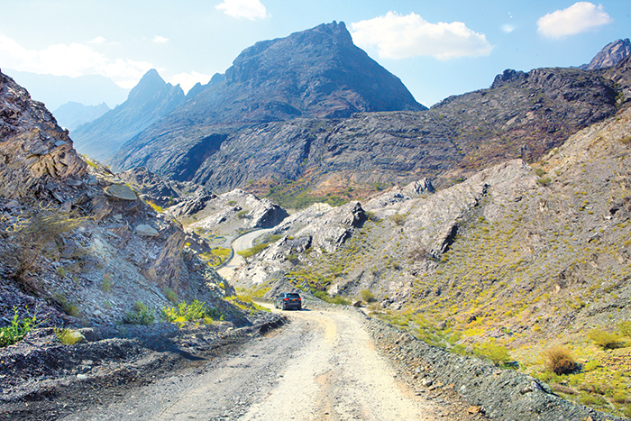 We Love Oman: On an exhilarating road trip through Western Hajar Mountains