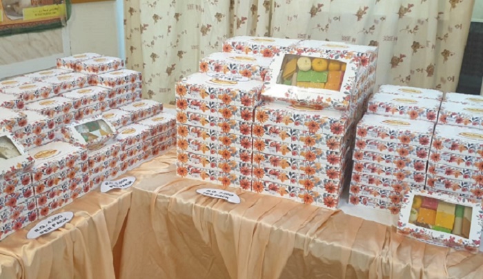 Business rebounds for sweet shops in Oman this Diwali