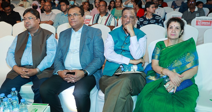 1667069345 XXB6QBLkn3Gc