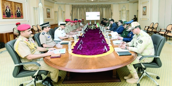 Oman, Iran military committee meets