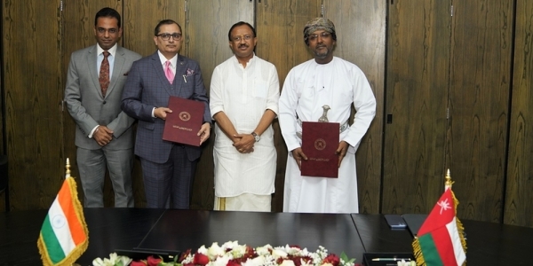 MoU inked to explore linking e-payment services between Oman, India