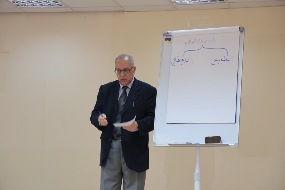 30 مشاركا يختتمون ورشة النقش الحضاري