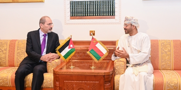 Foreign Minister meets Jordanian Deputy PM, Foreign Minister