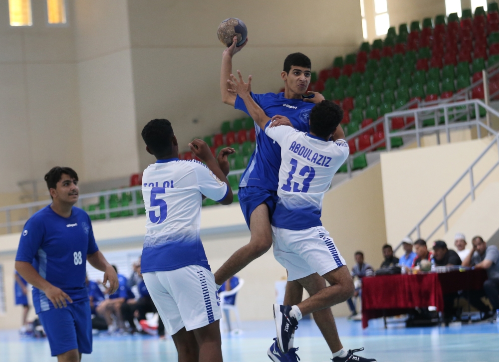 نزوى يلاقي صحم.. ومسقط في مواجهة السيب بدوري ناشئي اليد