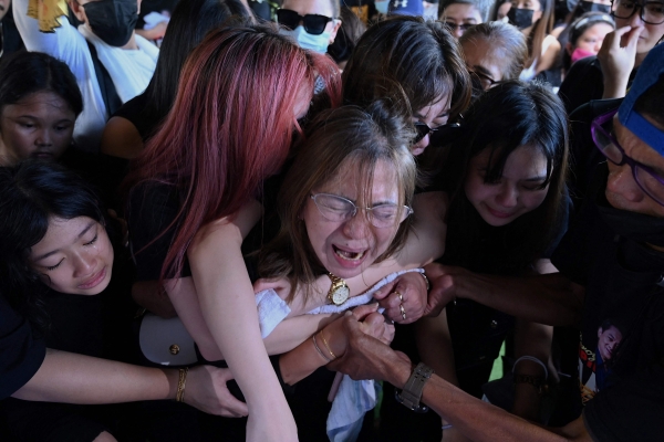 Jailed Duterte critic held hostage during deadly breakout attempt