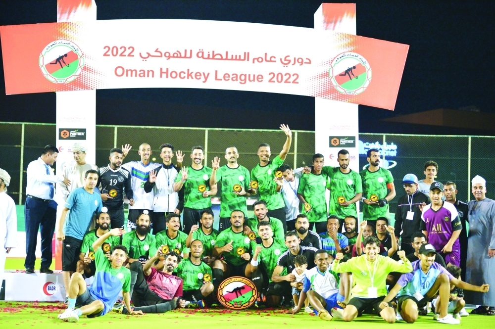 أهلي سداب يفوز على السيب برباعية ويتوج بدوري الهوكي