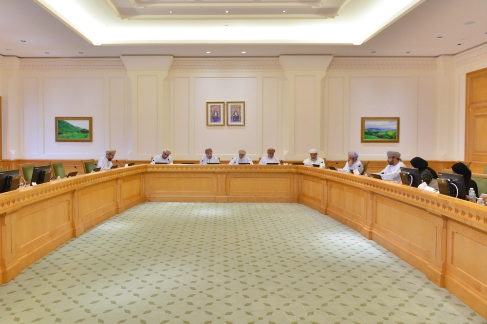 «تربوية الشورى» تناقش مشروع قانون التعليم المدرسي