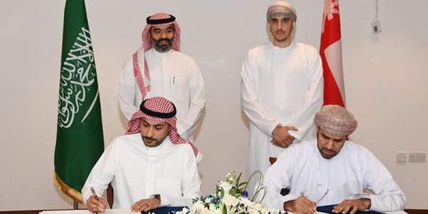 Pacts inked between Omani, Saudi firms to invest in ICT sector