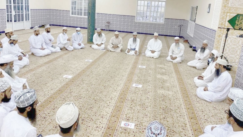 رابطة القرآن الكريم بولاية سمائل.. مؤسسة تعليمية تربوية تعتني بتعليم كتاب الله
