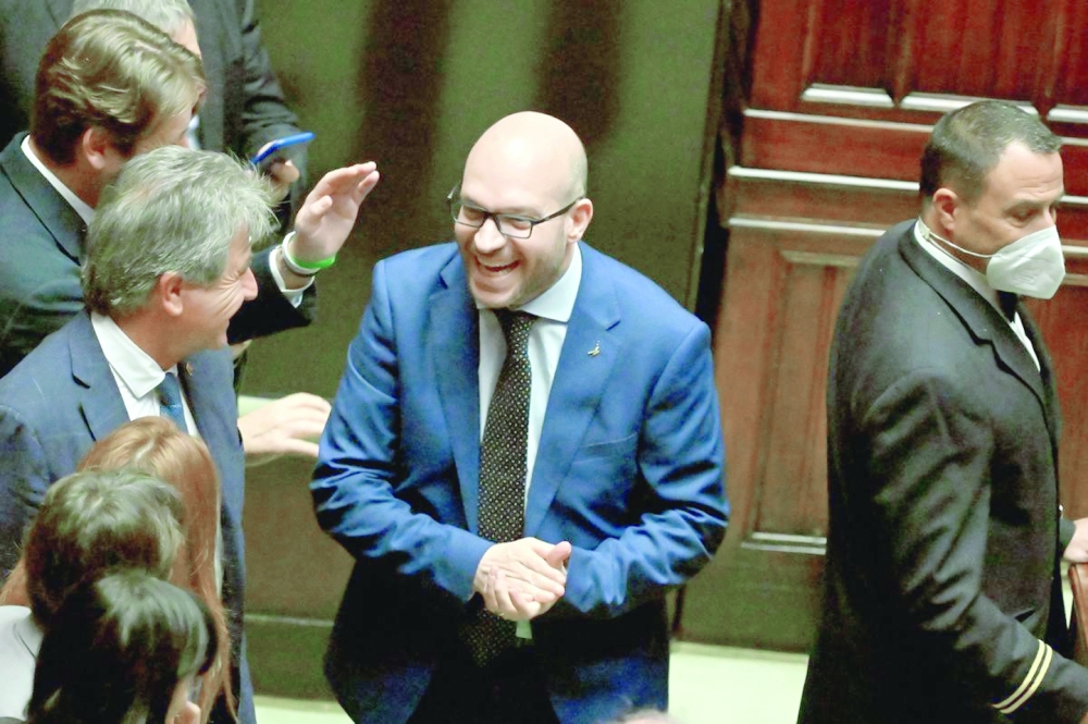 إيطاليا تنتخب لورينزو  فونتانا رئيسا لمجلس النواب