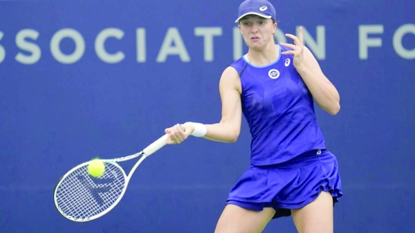 Swiatek rips Gauff to reach WTA San Diego semis