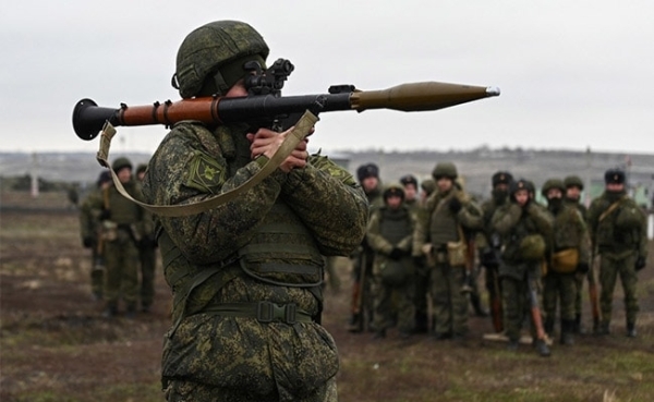 First Russian soldiers arrive in Belarus for joint force