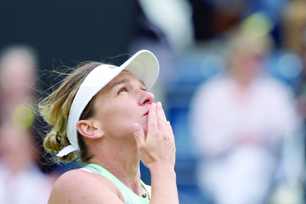 Halep 'vows to fight' after doping suspension