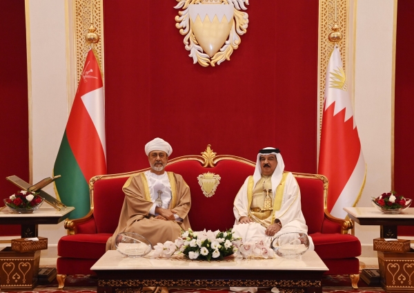 HM, King of Bahrain hold official talks