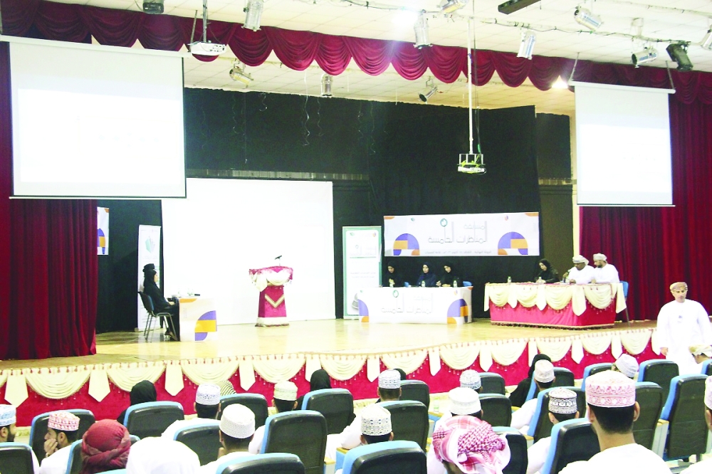 ختام مسابقة المناظرات بـ”تقنية عبري”