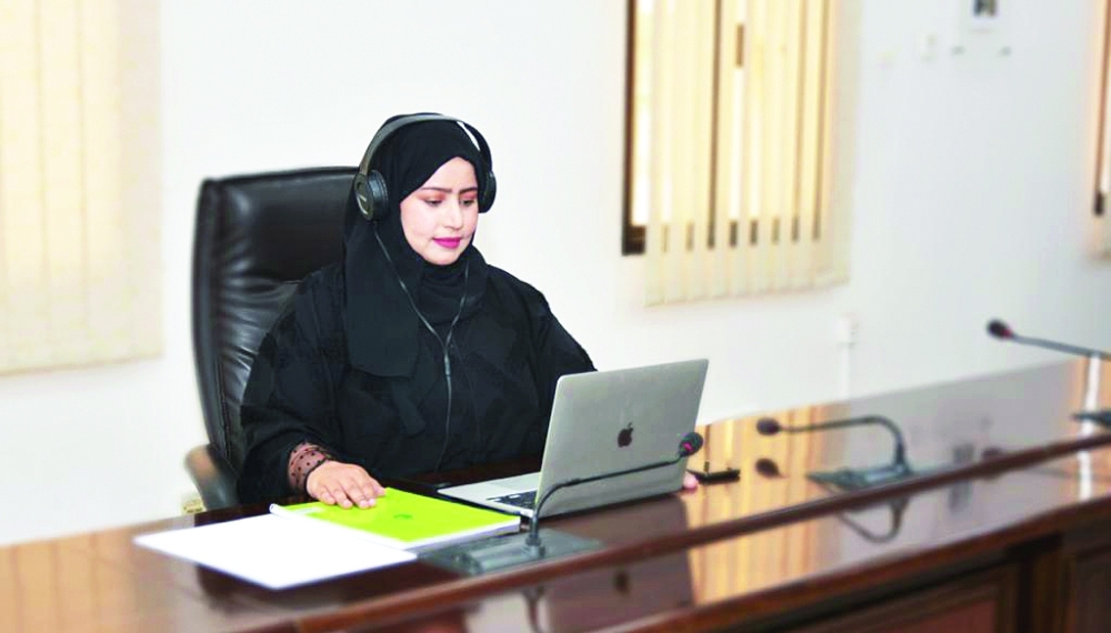 جامعة التقنية بصلالة تدشن البرامج التدريبية في خدمة المجتمع