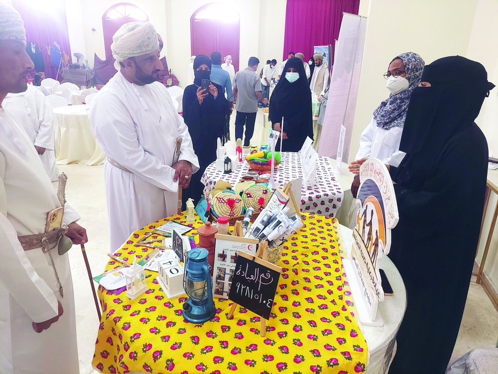 الاحتفال باليوم العالمي لكبار السن بجعلان بني بو علي