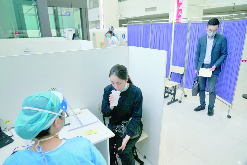 مع تراجع طفيف في بعض الدول
فيروس كورونا يسجل إرتفاعا في عدد الإصابات والوفيات حول العالم