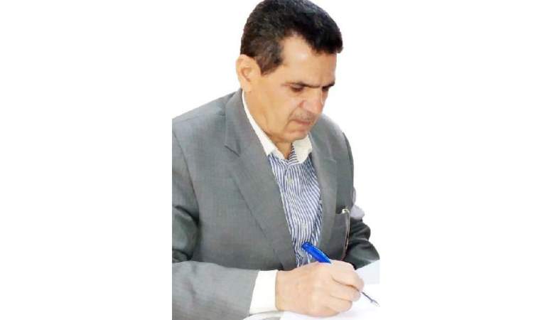 المكابرة والغرور مقبرة لكل طموح!!