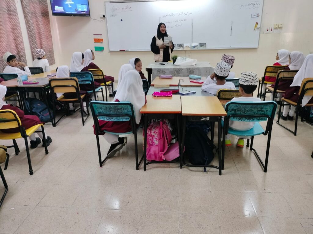 مركز البيئة بالسويق ينظم توعية تثقيفية عن السلاحف البحرية 2 A72083E9 F988 4A83 BD54 3AFF676583A0