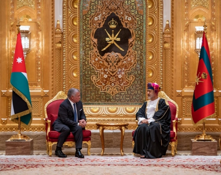 جلالة السلطان المعظم و الملك عبدالله الثاني ابن الحسين يعقدان لقاءً ثنائيًّا بقصر العلم العامر