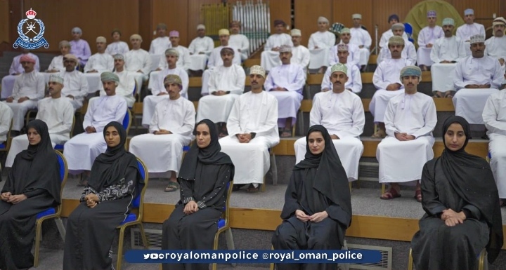 أكاديمية السلطان قابوس لعلوم الشرطة تستقبل دفعة جديدة من المواطنين 4 IMG ٢٠٢٢١٠١٨ ٠٠٤٤٠٧