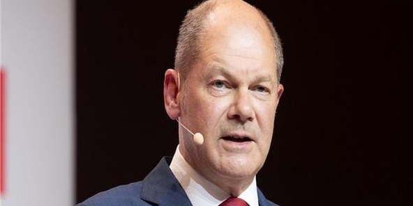 شولتس يقرر تمديد عمل المفاعلات النووية الثلاثة المتبقية حتى 15 من أبريل المقبل