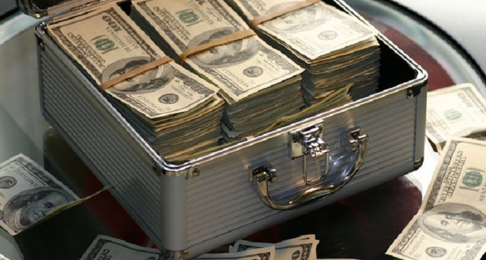 Man in China hides lottery money worth USD 29.9 million from wife saying it’ll make her “lazy”!