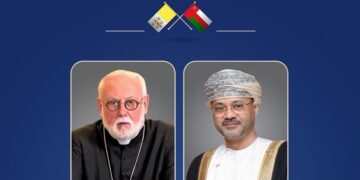 Oman’s Foreign Minister receives call from Vatican