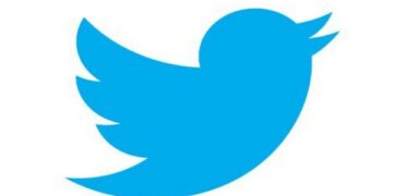 Twitter starts laying off employees in India