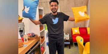 25-year-old man shares wholesome social media post after being sacked by Twitter, wins over Internet