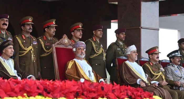 Maghrib Minute: His Majesty to preside over military parade in Dhofar on National Day 1 Maghrib Minute: His Majesty to preside over military parade in Dhofar on National Day